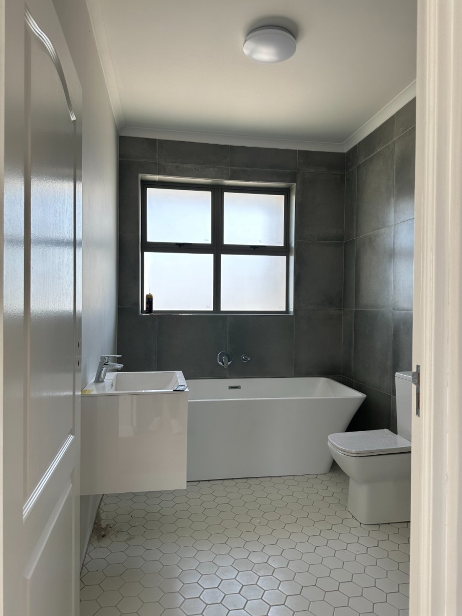 3 Bedroom Property for Sale in Sandown Western Cape